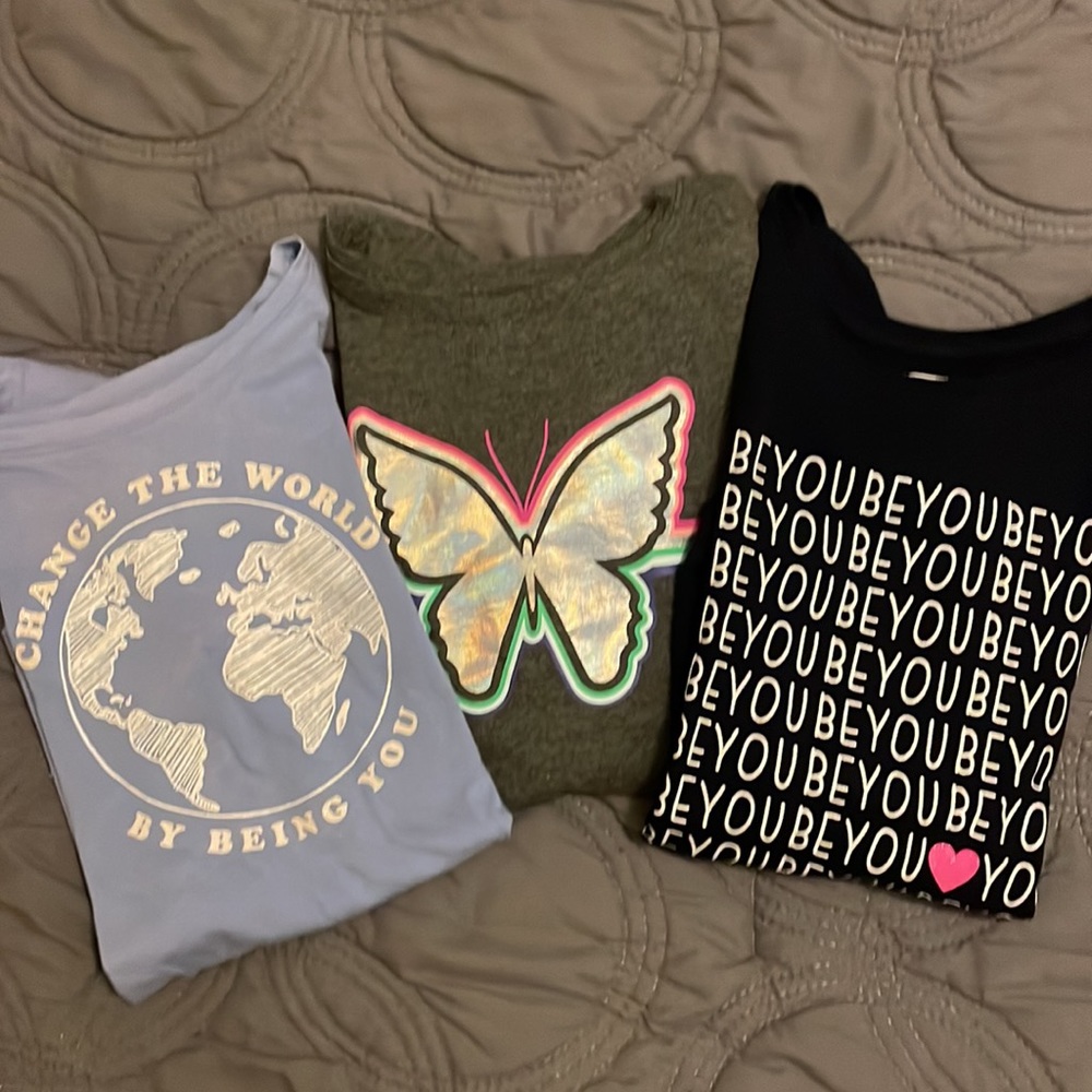 GAP : Bundle of 3 Gap Kids L/S Graphic Tees